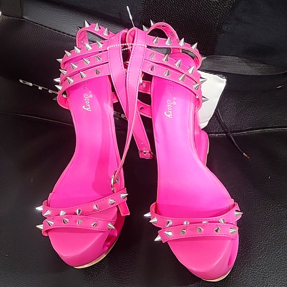 JHOW JTORY Sandals